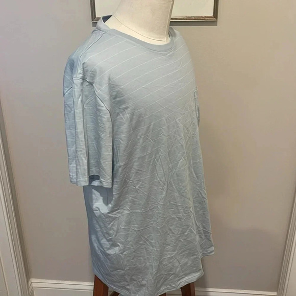 NWT!! Vince. - Men’s Casual Crewneck T-Shirt - Blue/White Striped - Size XL - Picture 3 of 8